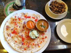 Indiase uthappam bij Kerala, vegan